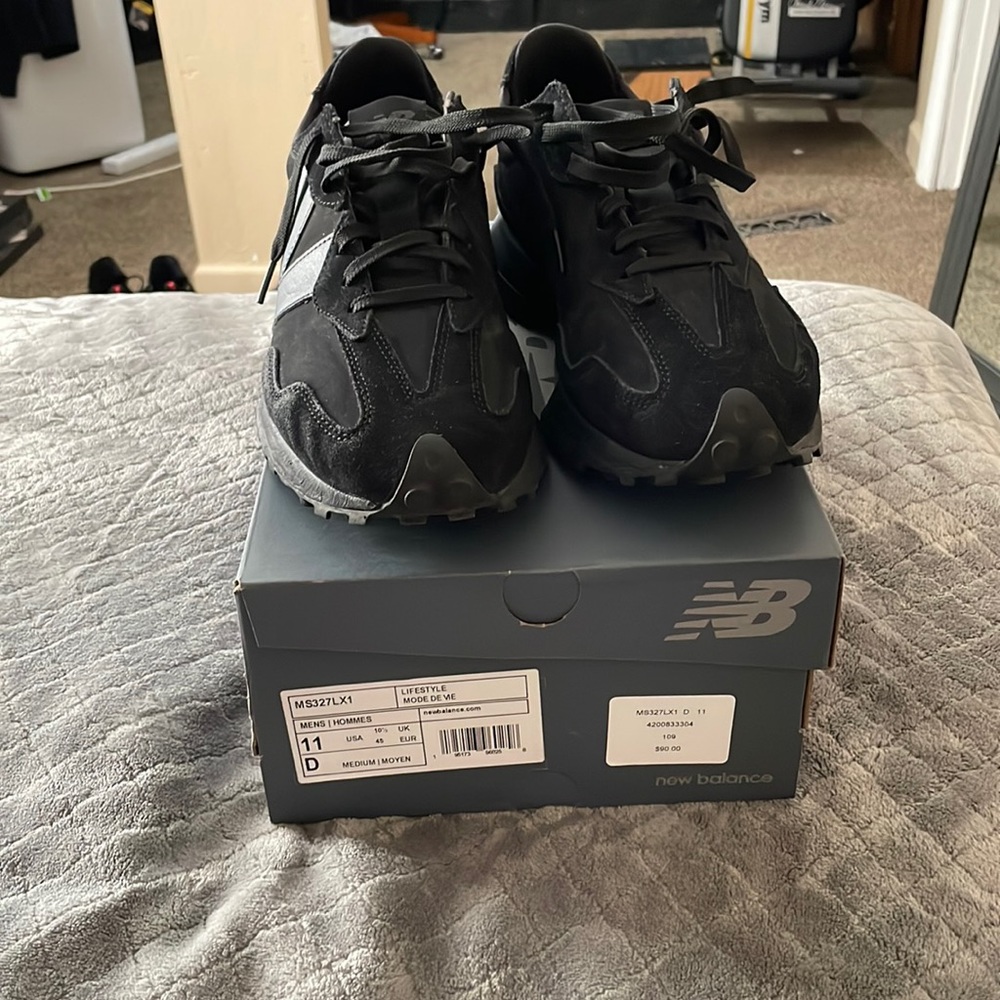 New Balance 327 black. They are used but only wore 4 times